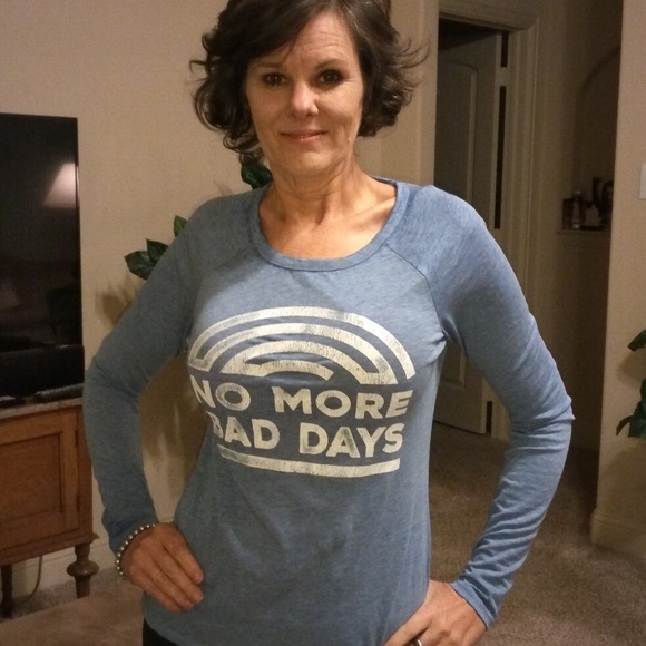 TShirt Top graphic No More Bad Days long sleeve - Picture 2 of 6